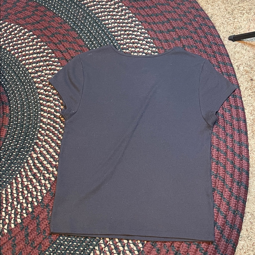 American Eagle 77‎ Cropped Fitted Tee Size Large - Picture 3 of 4